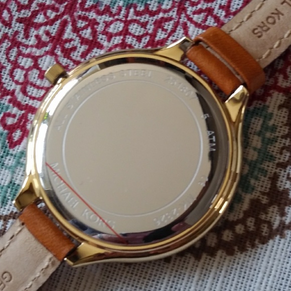 NWT Michael Kors Runway Slim Watches - Picture 7 of 7